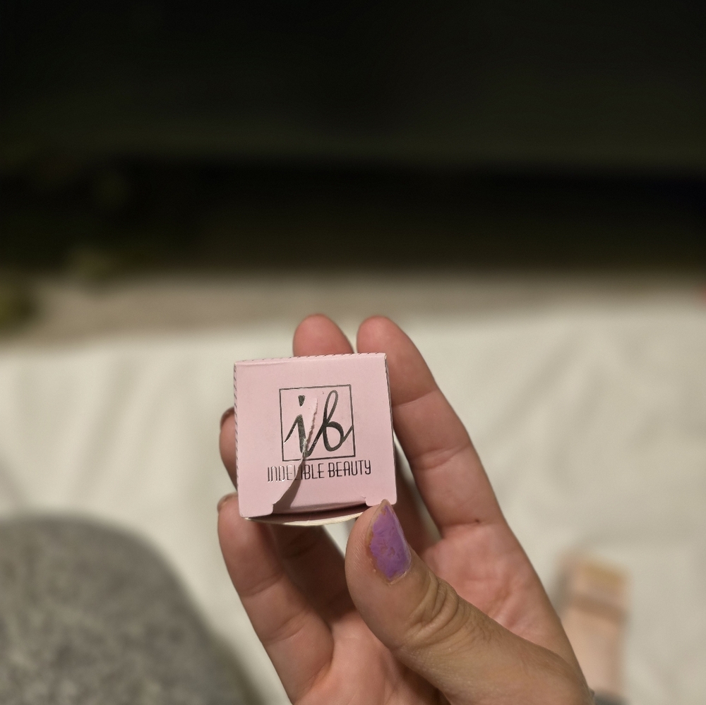 Random Makeup‎ Lot - Picture 2 of 6